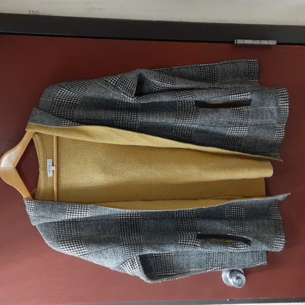 Plaid WoolGray Hooded Women's Jacket